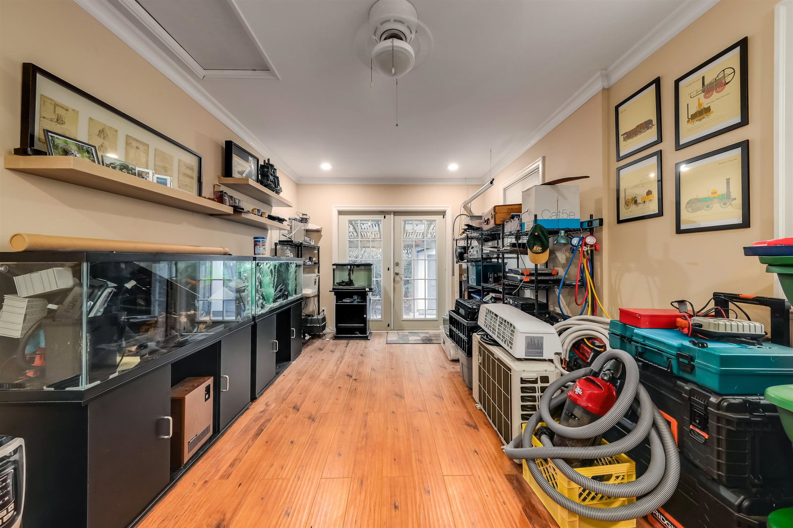 Listing Image 12