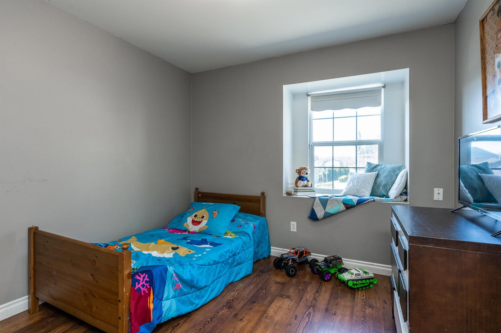 Listing Image 19