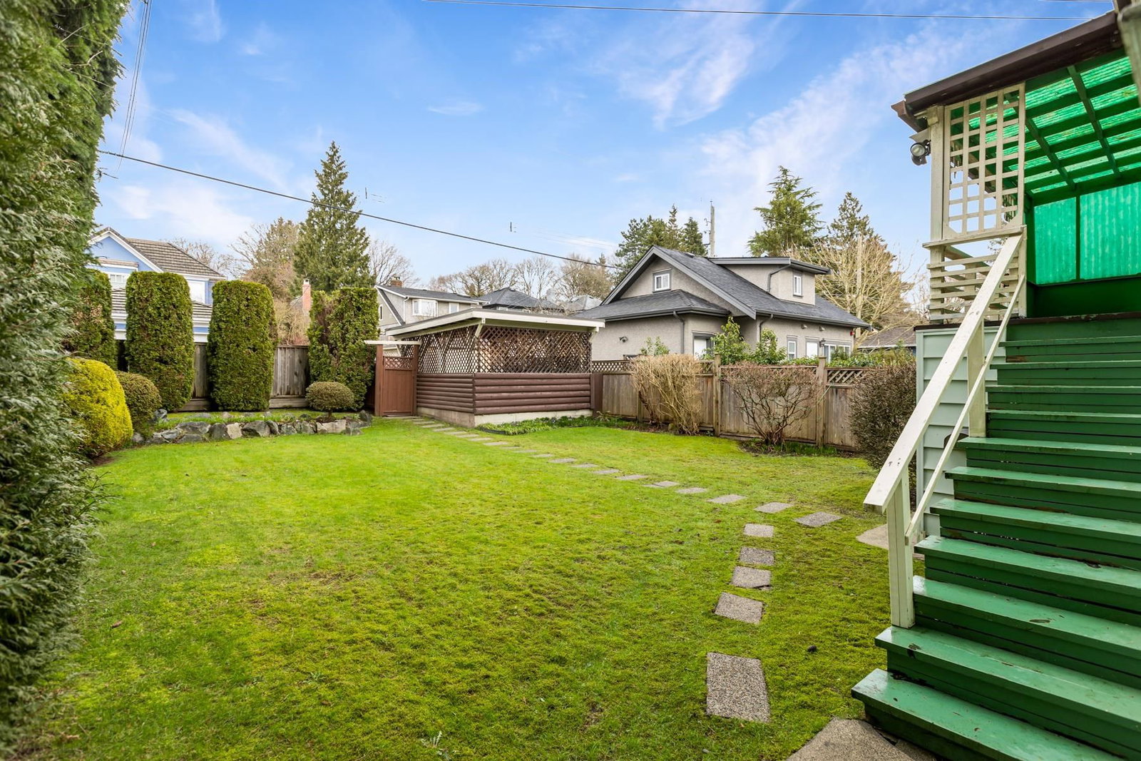 Listing Image 11