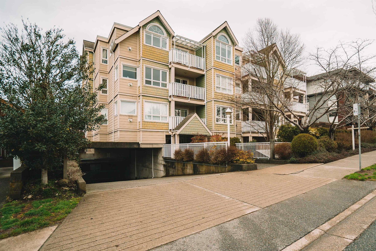 Listing Image 16