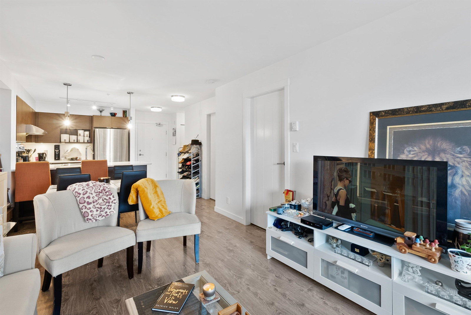 Listing Image 15