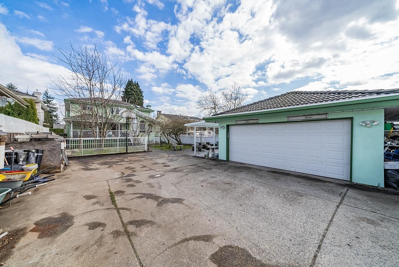 Listing Image 16