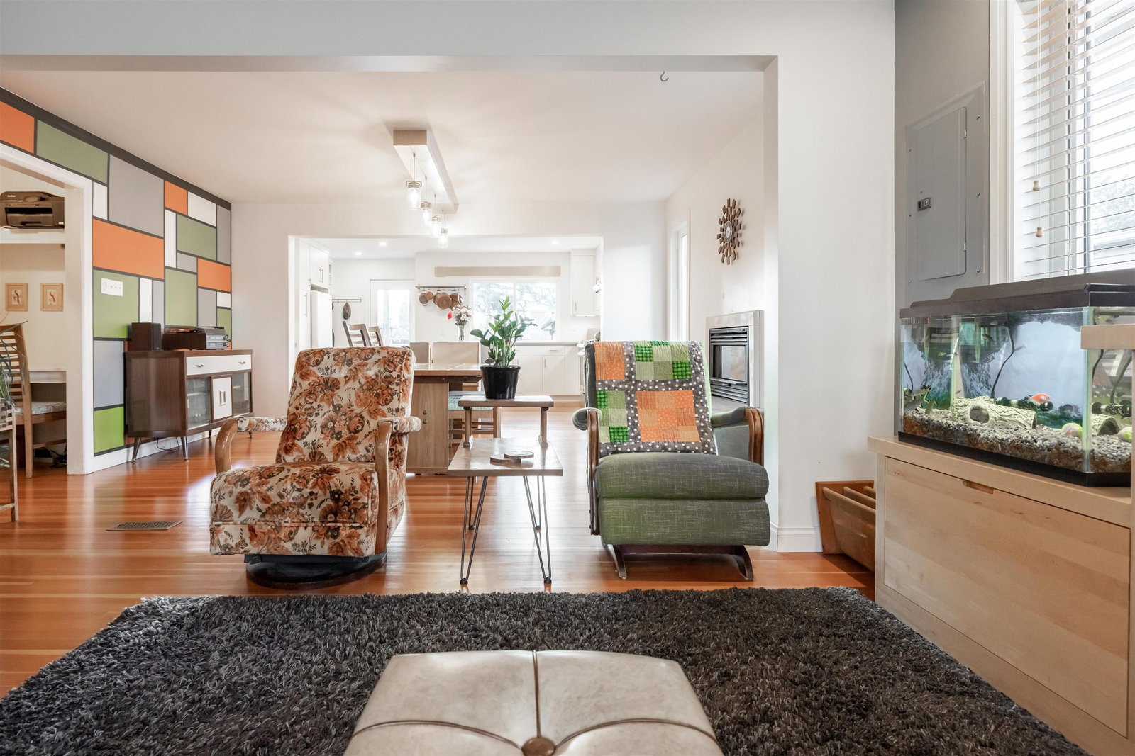 Listing Image 19