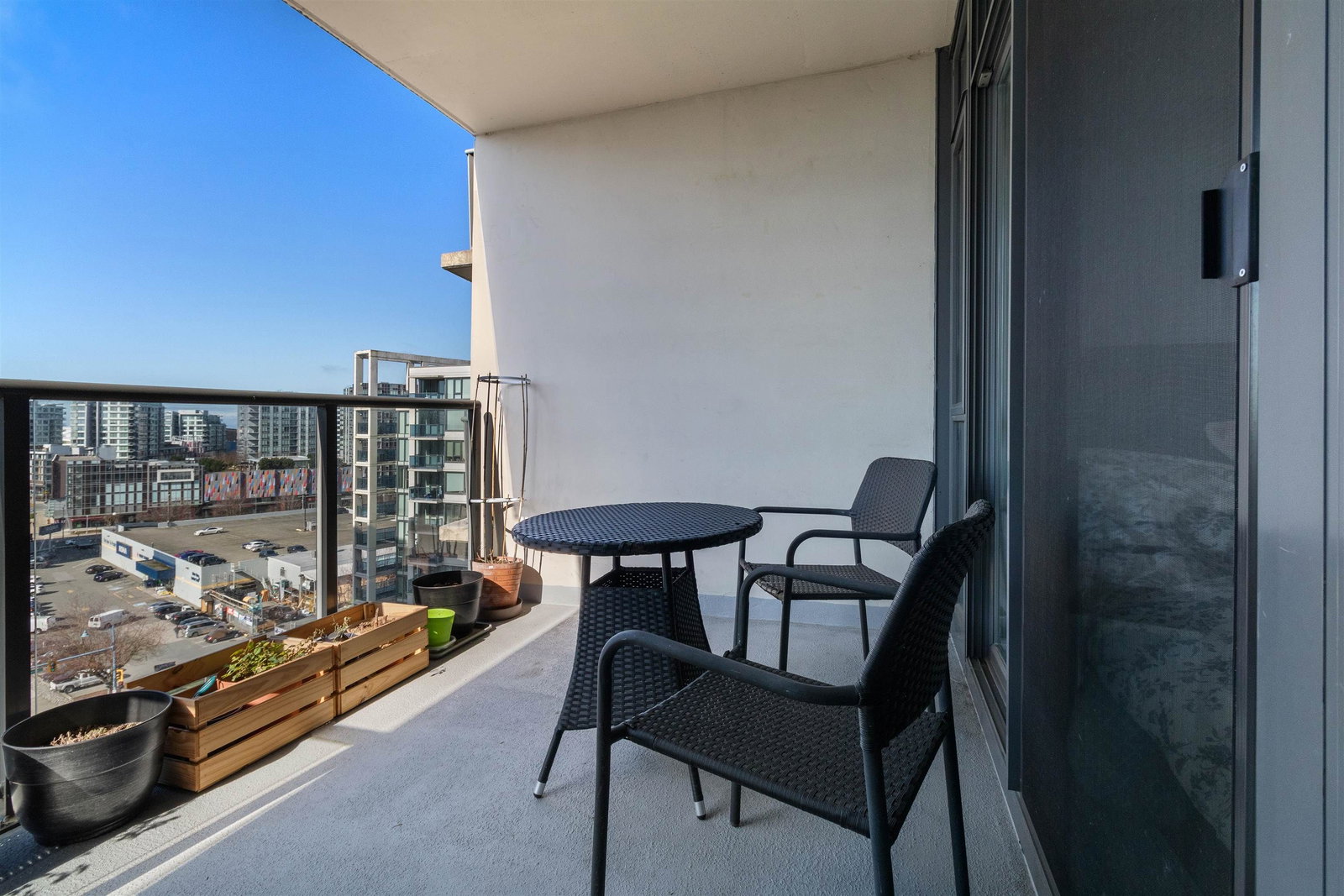 Listing Image 14