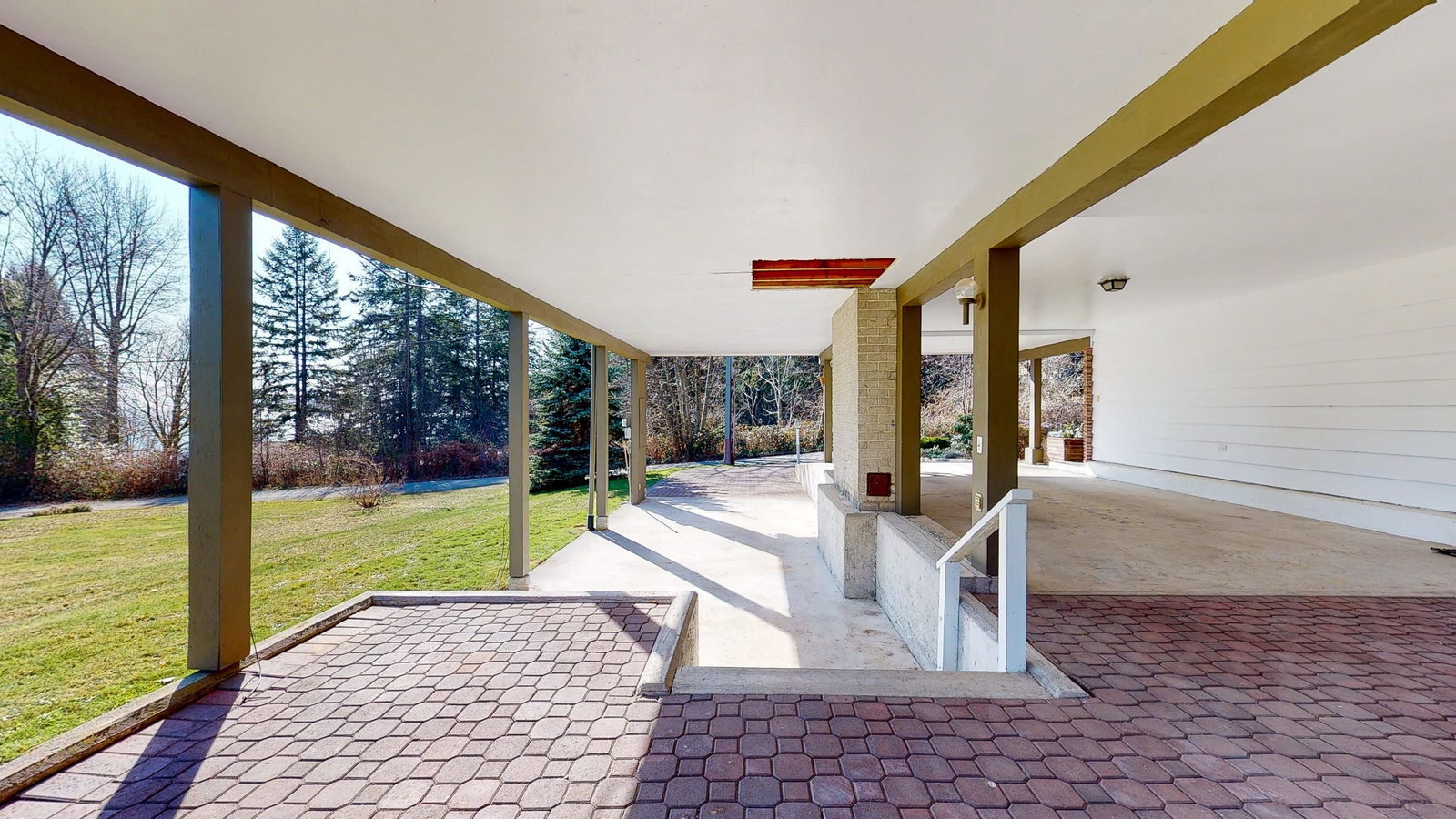 Listing Image 7