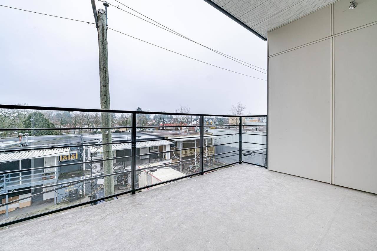 Listing Image 22