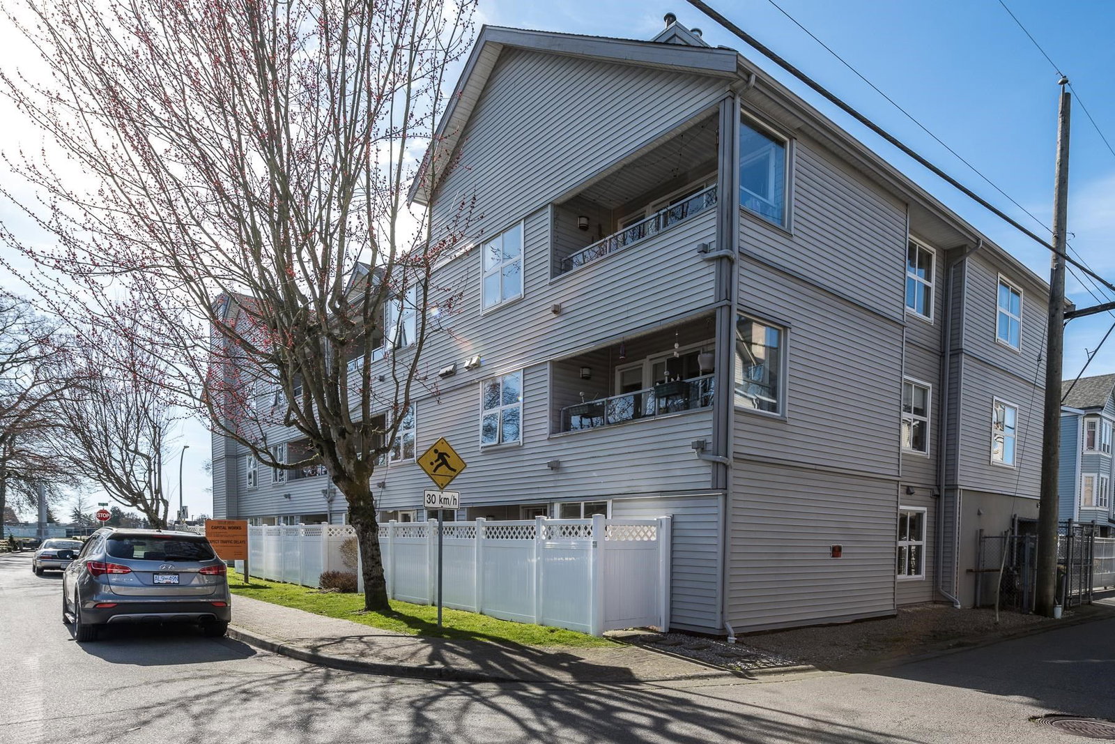Listing Image 20
