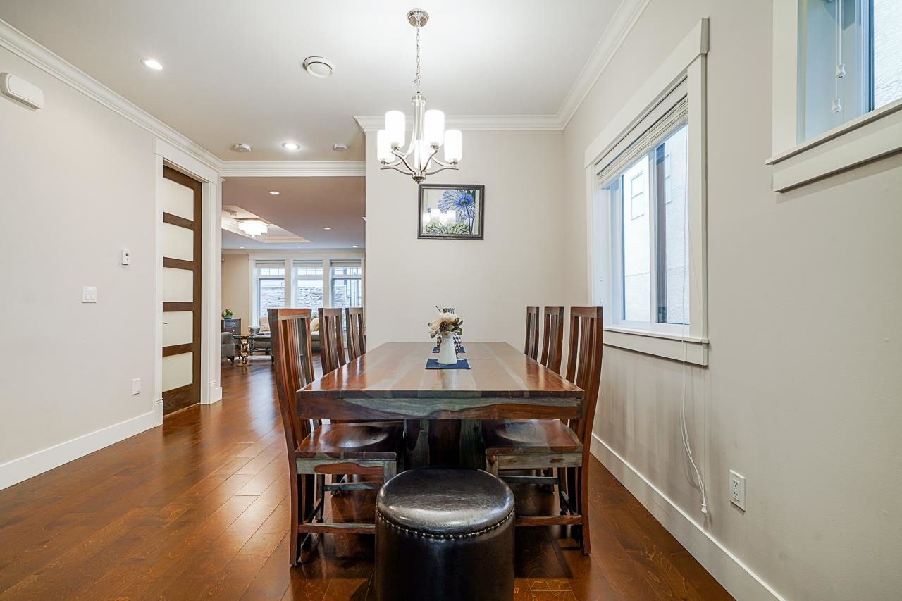 Listing Image 9