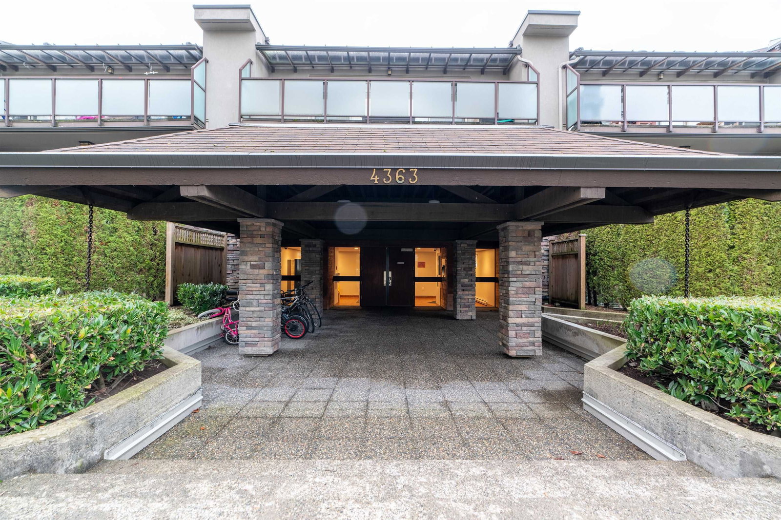 Listing Image 28