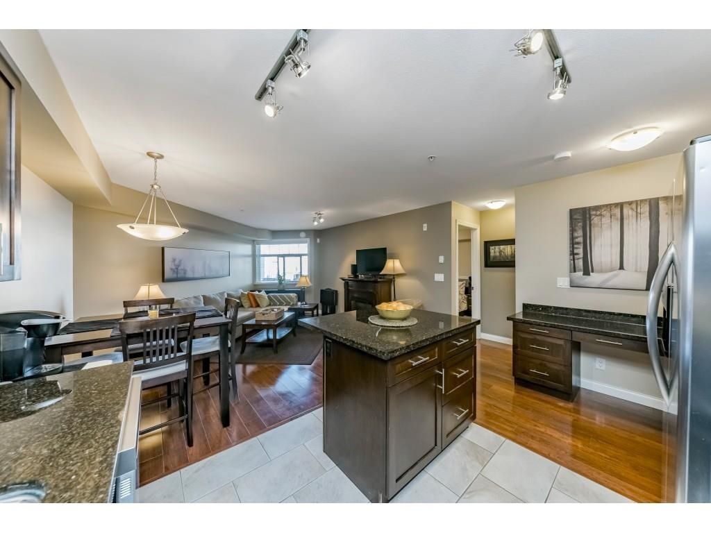 Listing Image 21