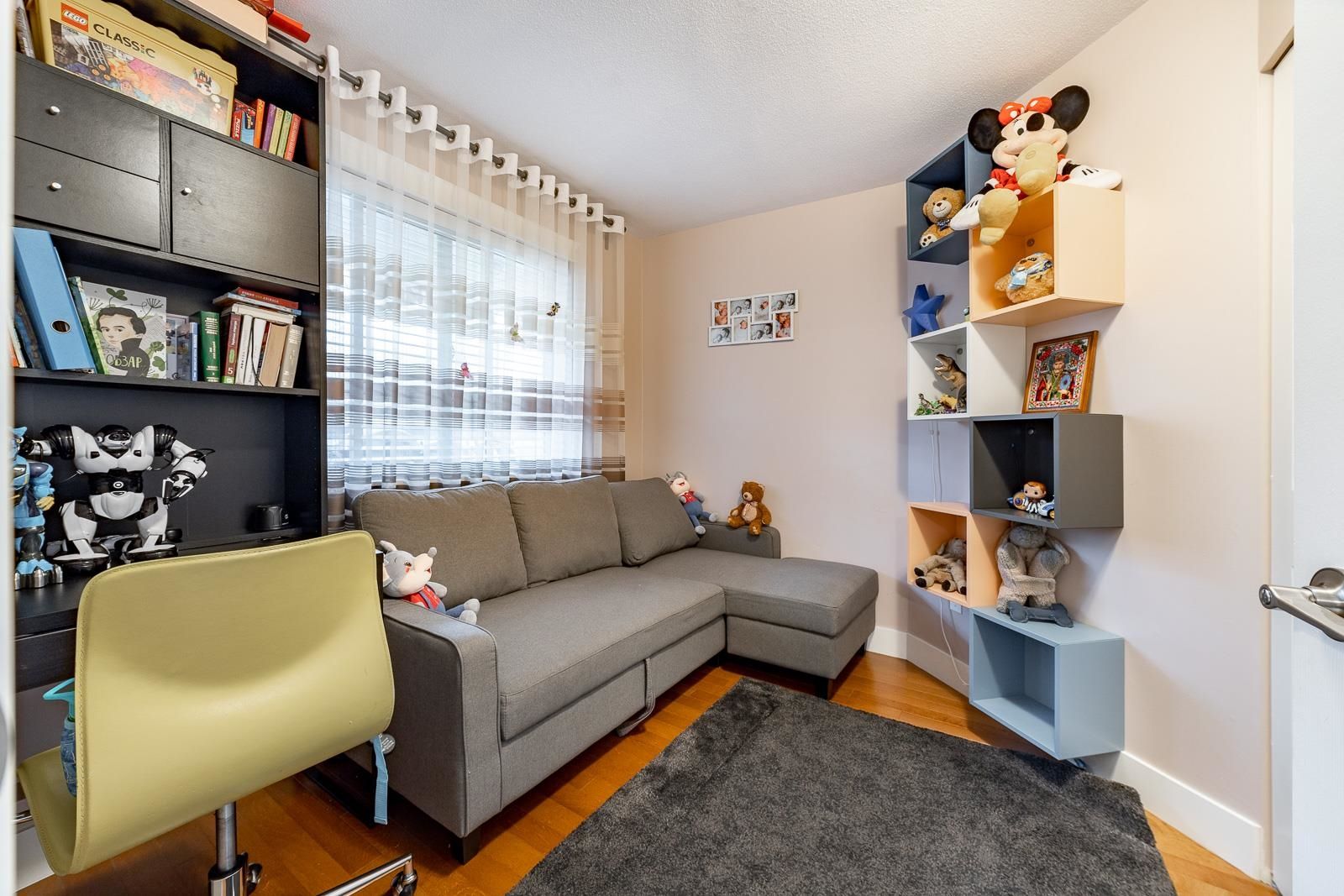 Listing Image 14