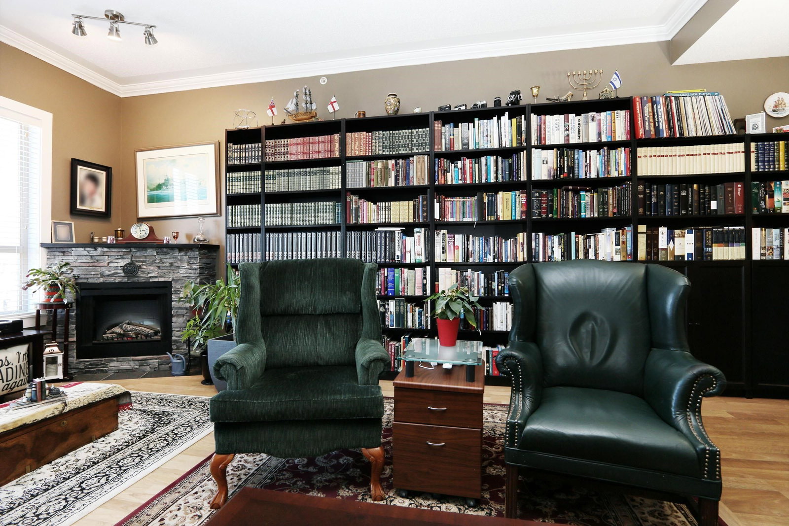 Listing Image 6