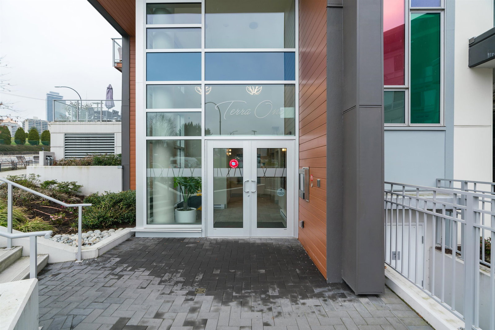 Listing Image 33