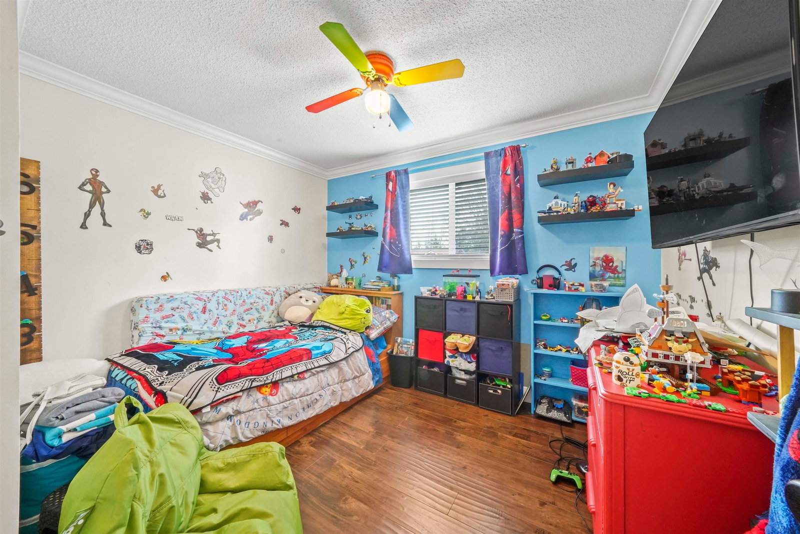 Listing Image 10