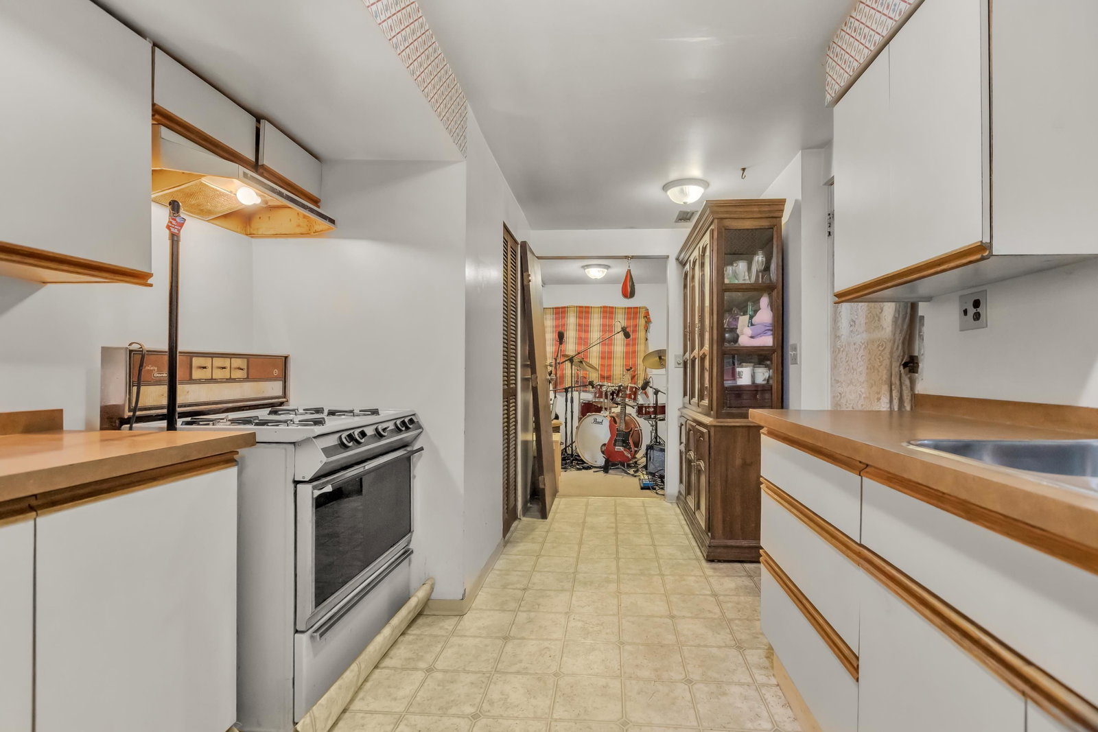 Listing Image 23