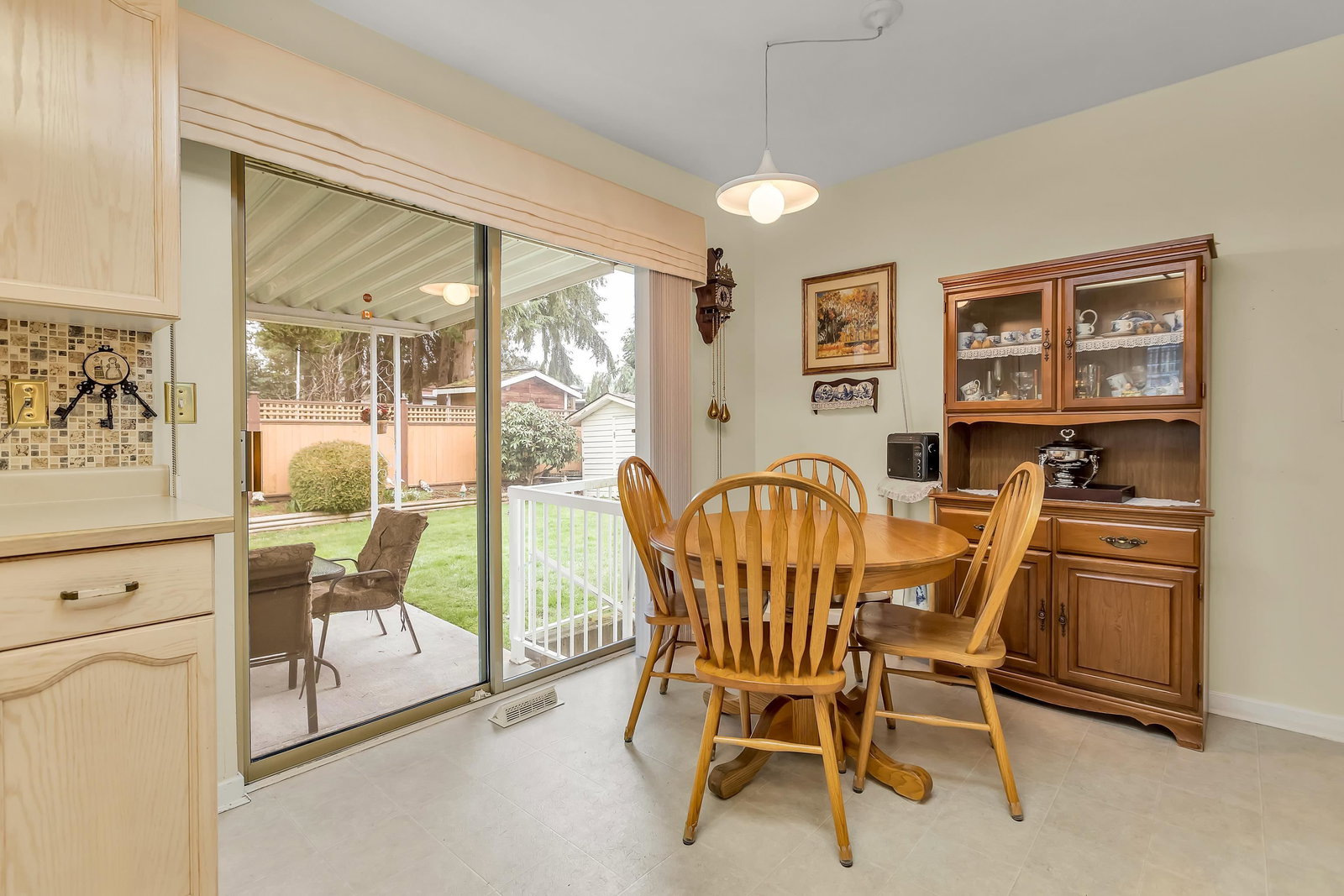 Listing Image 9