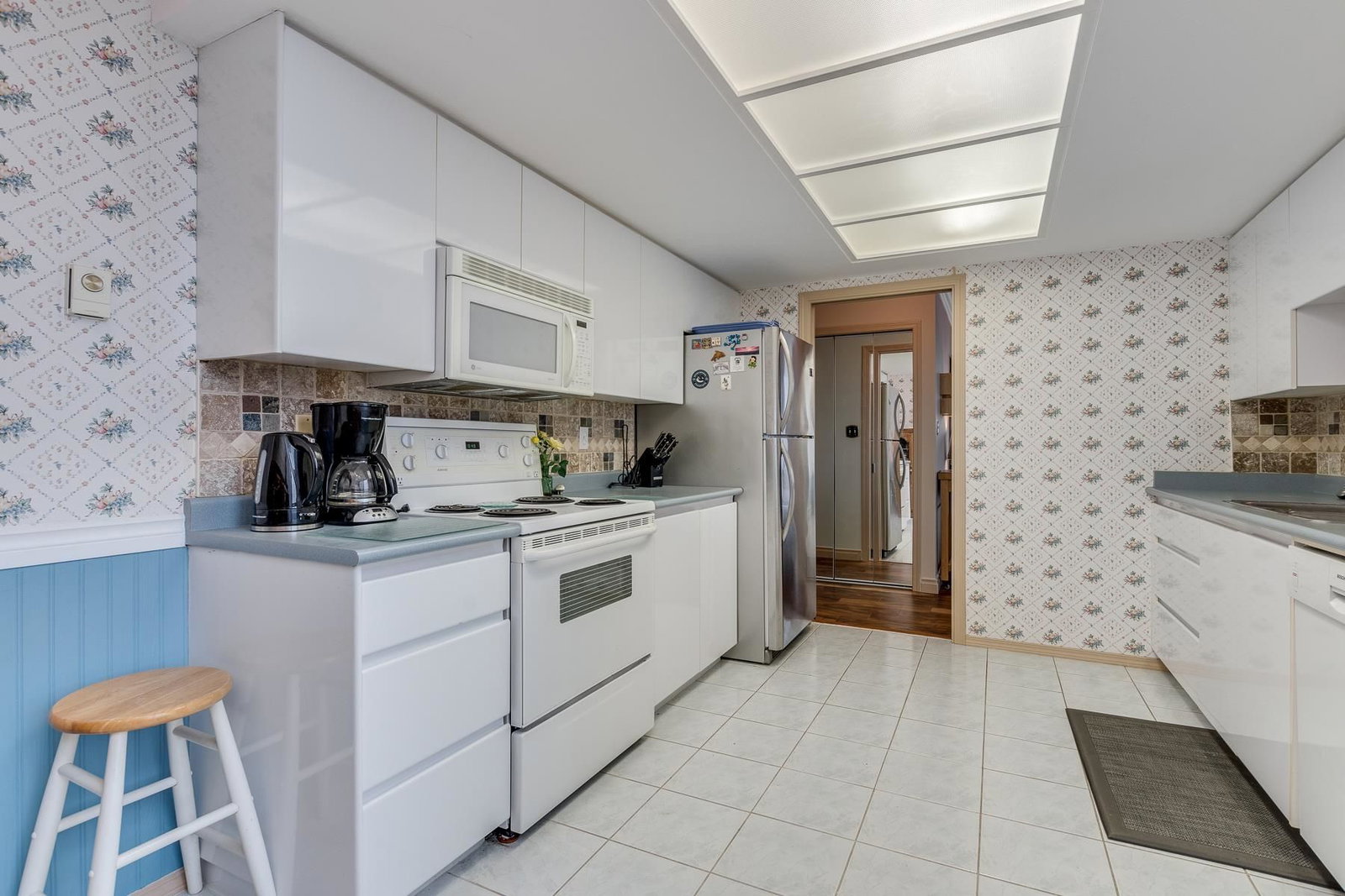 Listing Image 16