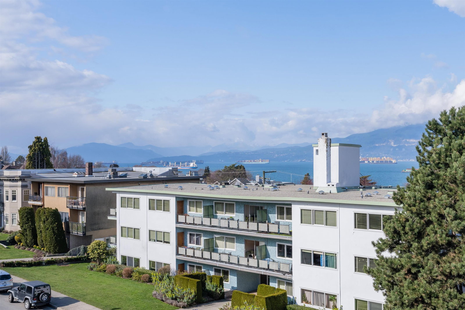 Listing Image 19