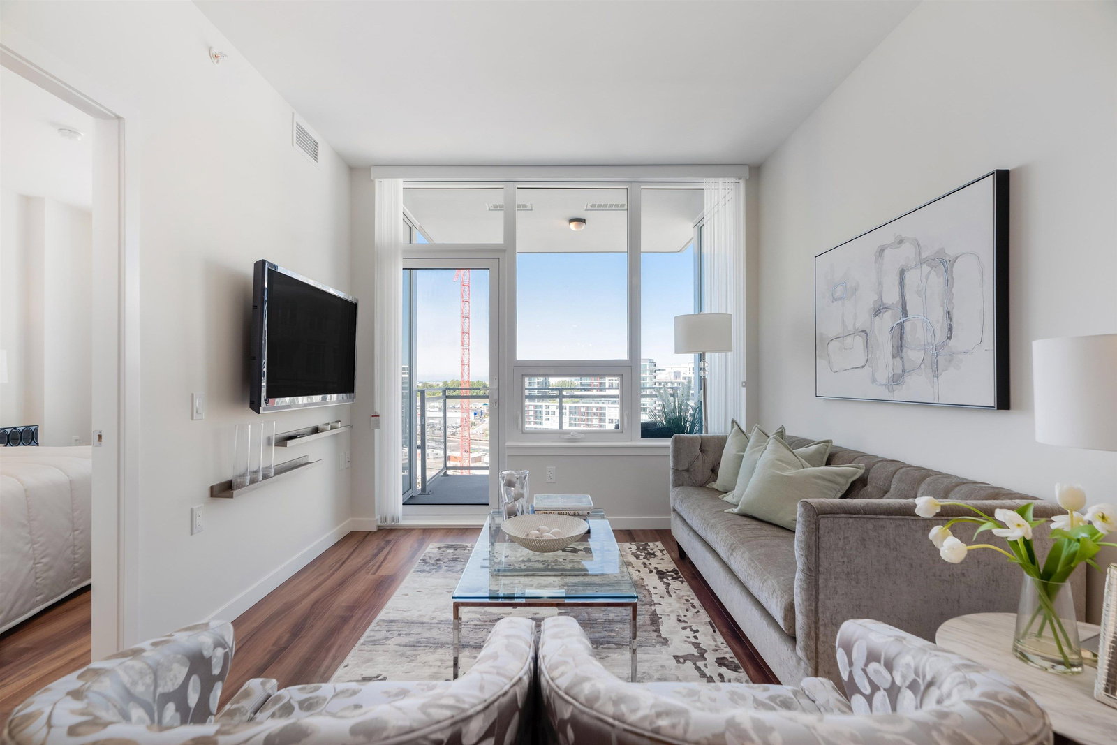 Listing Image 5