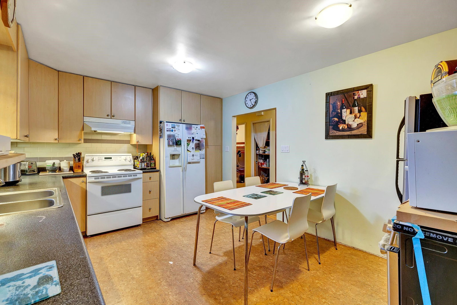 Listing Image 19