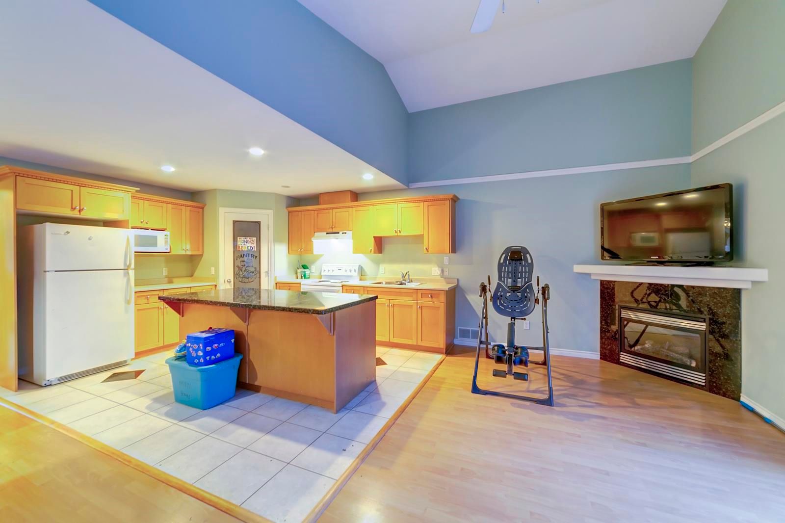 Listing Image 14