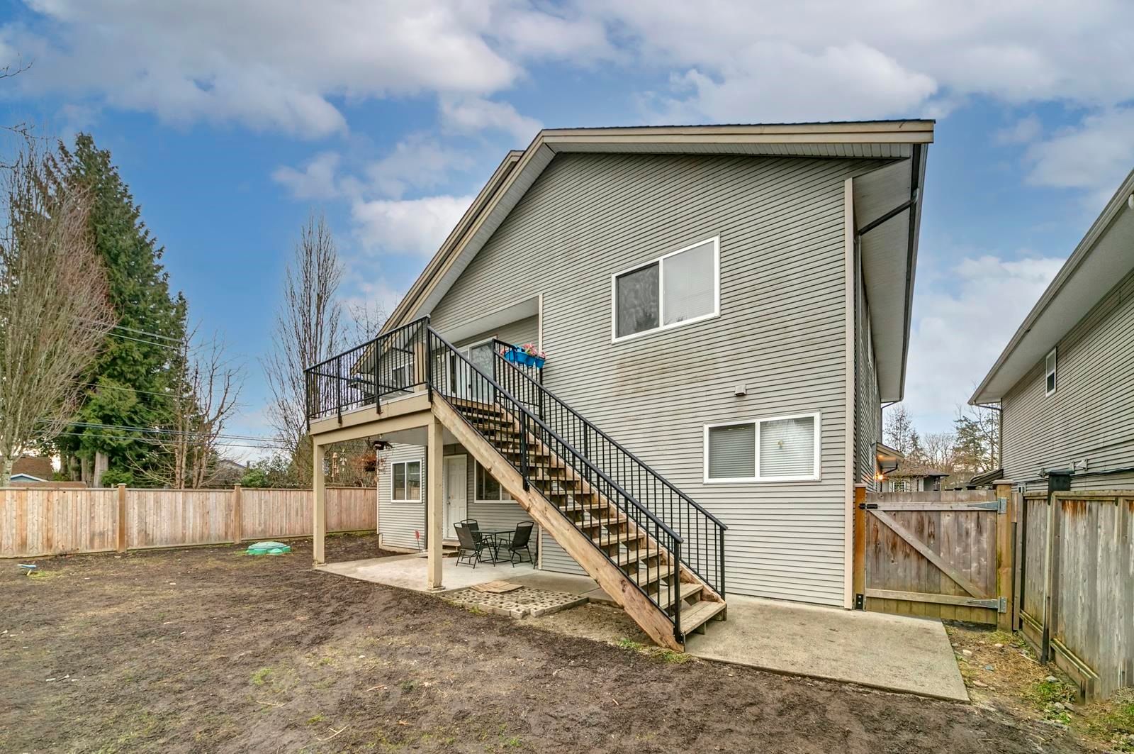 Listing Image 5