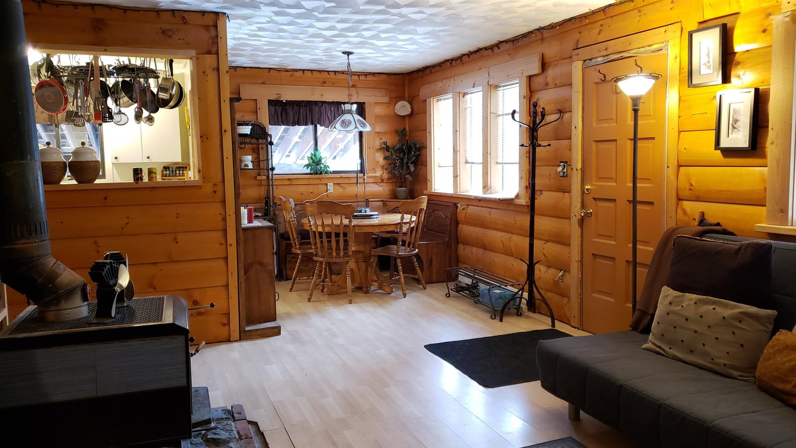 Listing photo 5