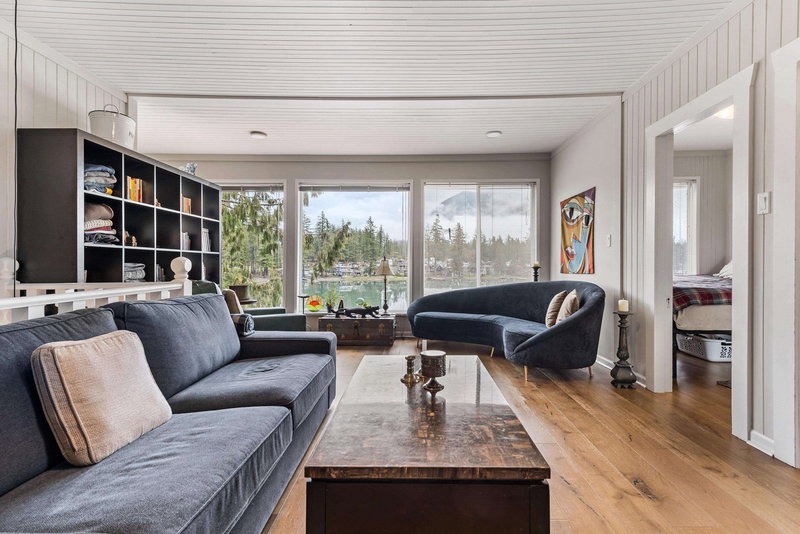 36 Lakeshore Drive, Cultus Lake, V2R 5A1 | Image 3