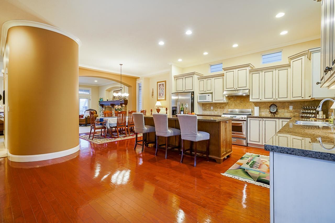 Listing Image 15