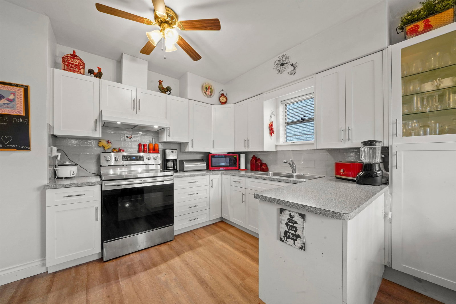 Listing Image 13