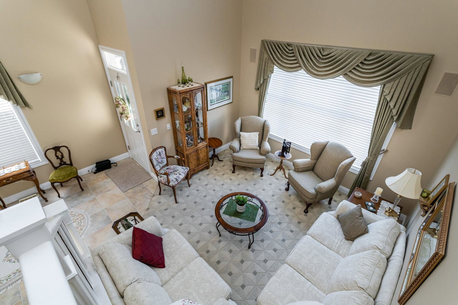 Listing Image 5