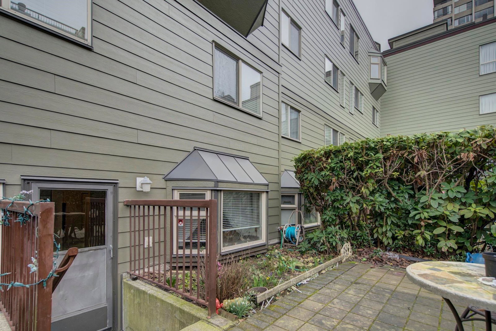 Listing Image 17