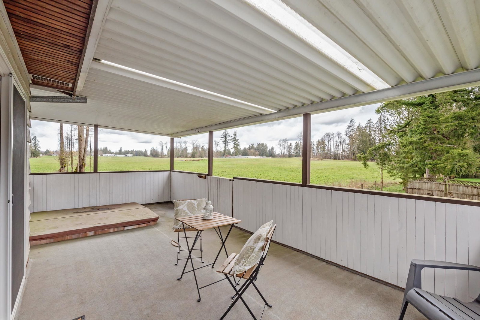 Listing Image 17