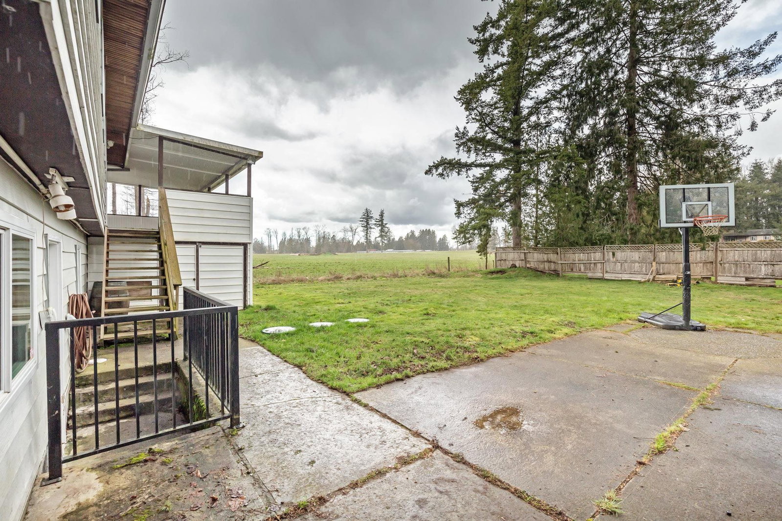 Listing Image 20