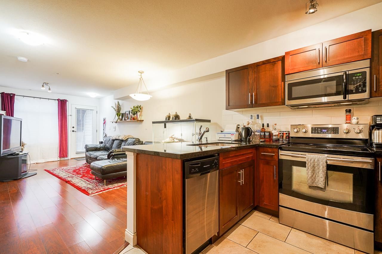 Listing Image 15