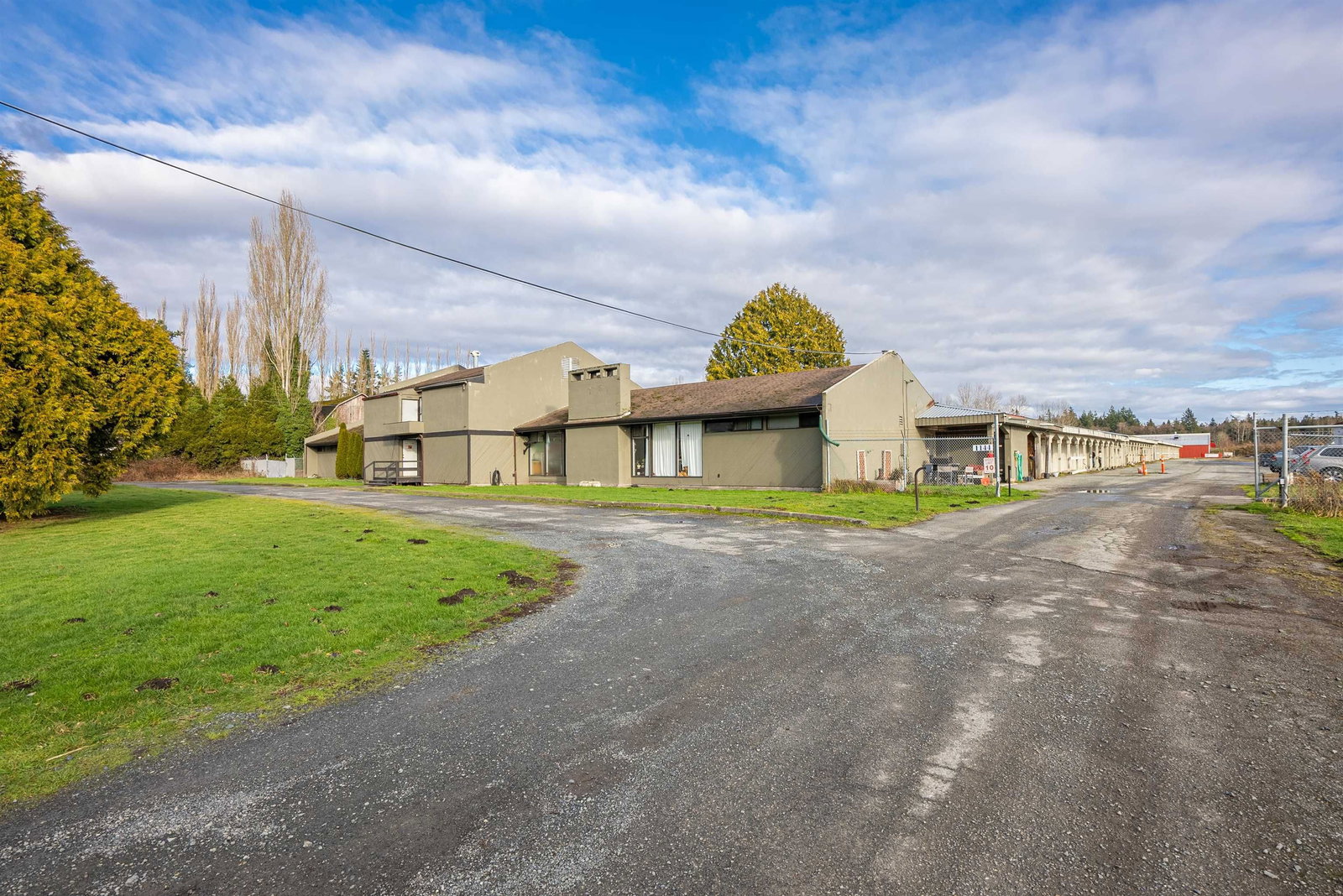 Listing Image 14