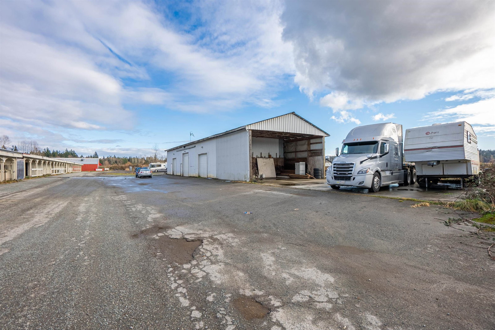 Listing Image 23