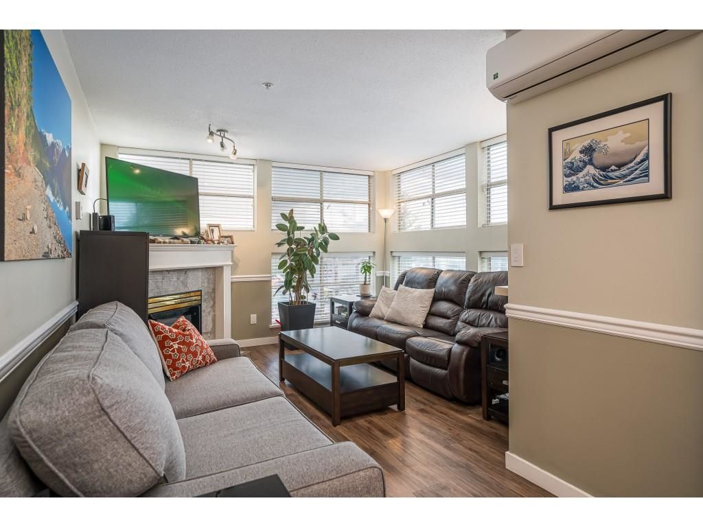 Listing Image 18