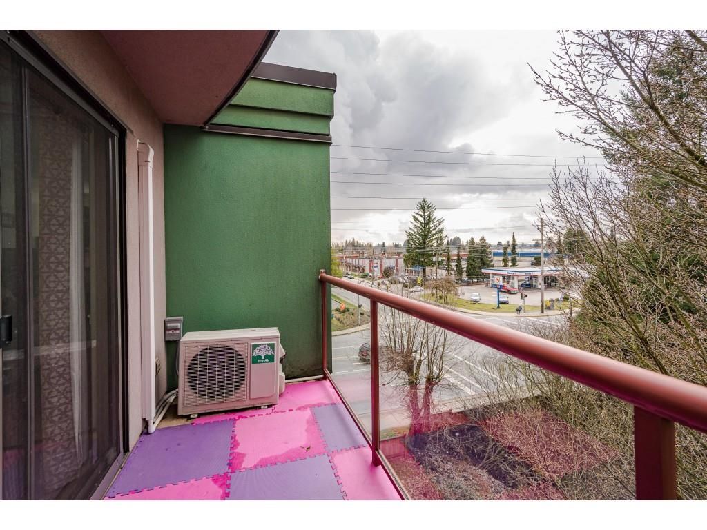 Listing Image 33