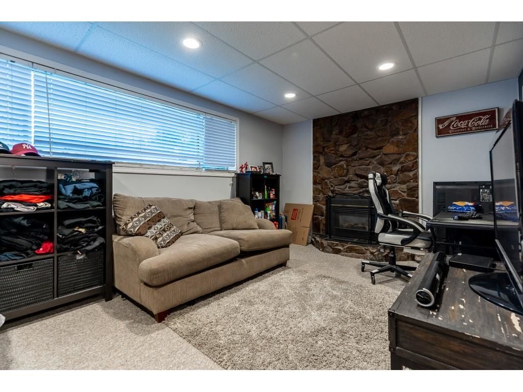 Listing Image 35