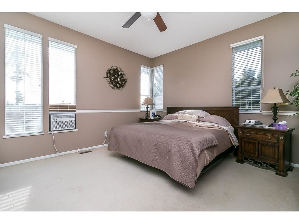Listing Image 17