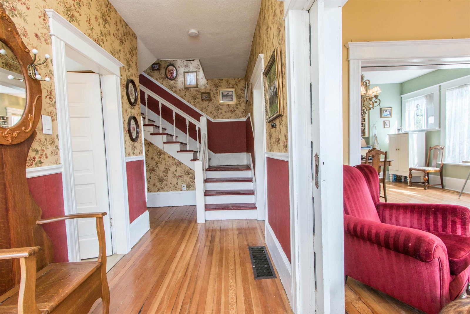 Listing Image 13