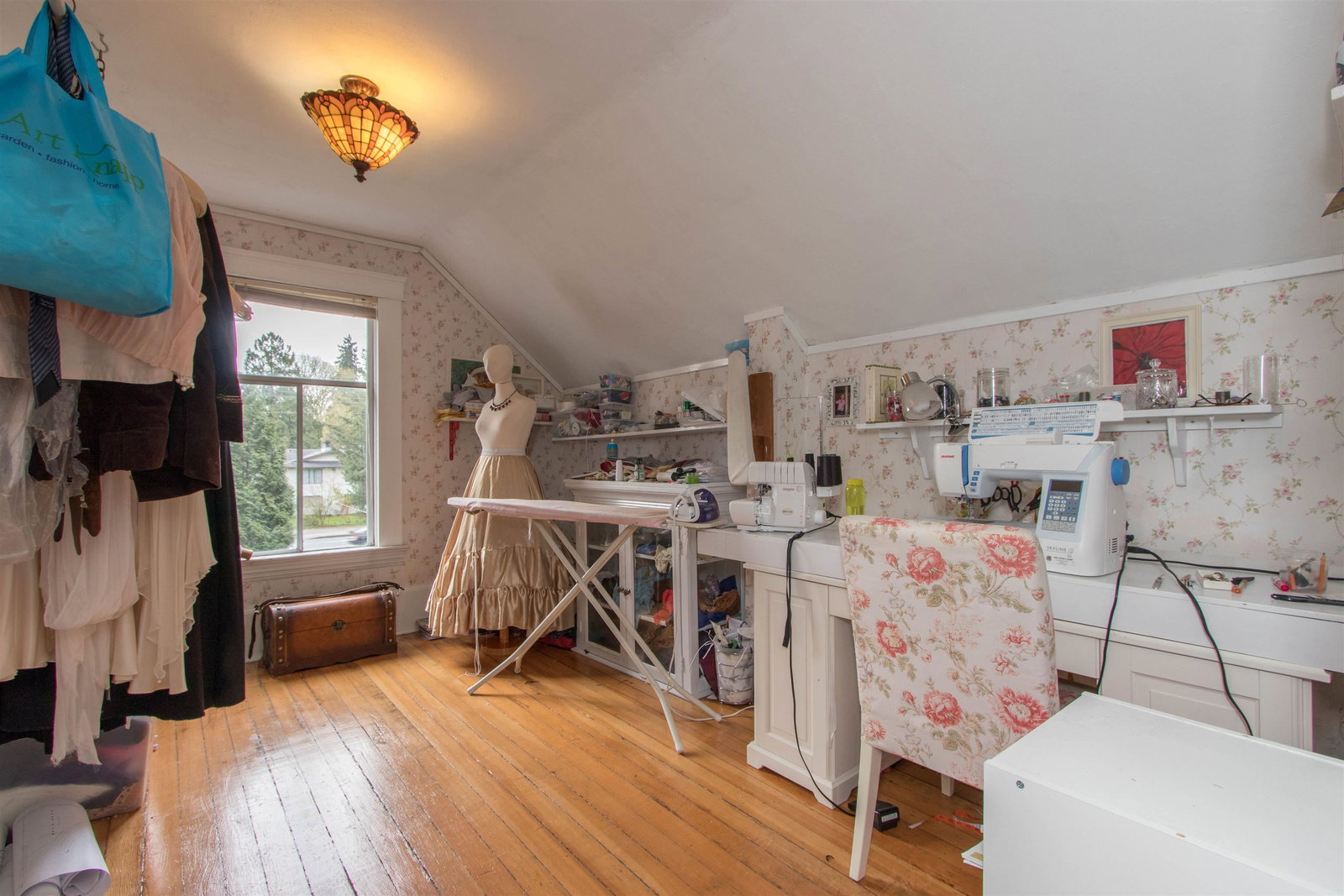 Listing Image 17
