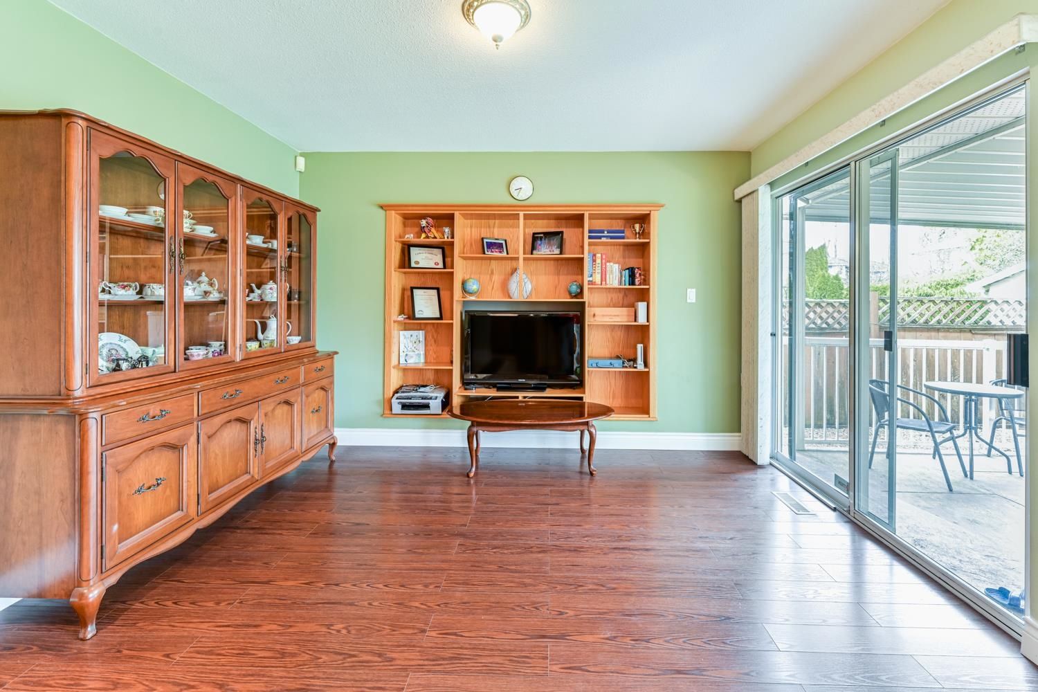Listing Image 10