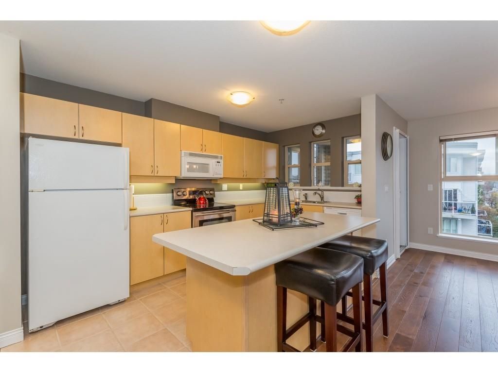 Listing Image 16