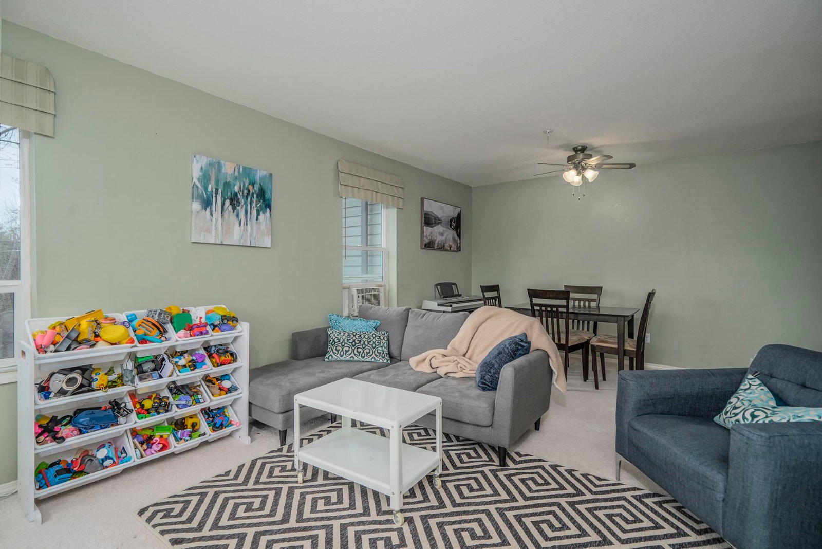 Listing Image 11