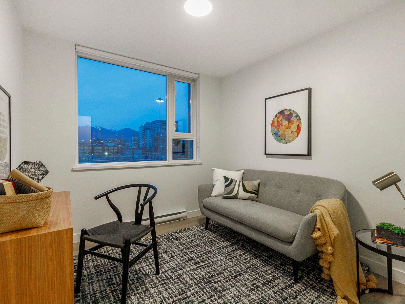 Listing Image 10