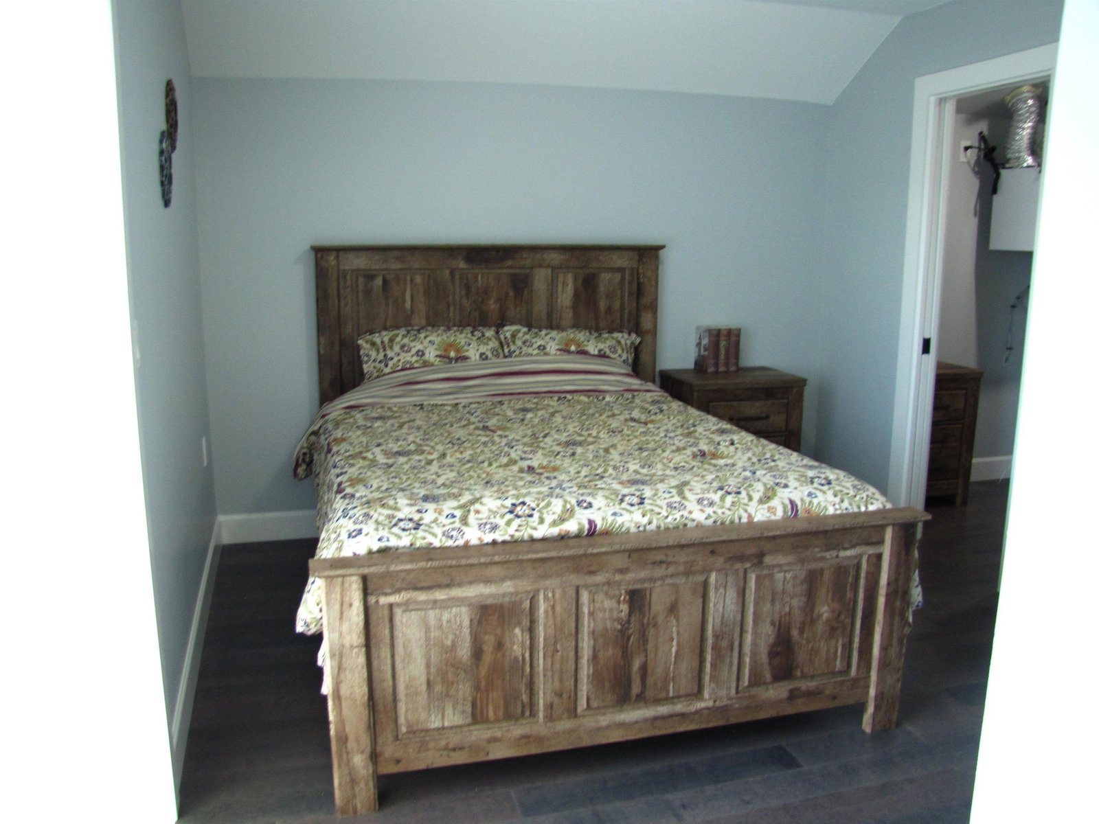 Listing Image 8