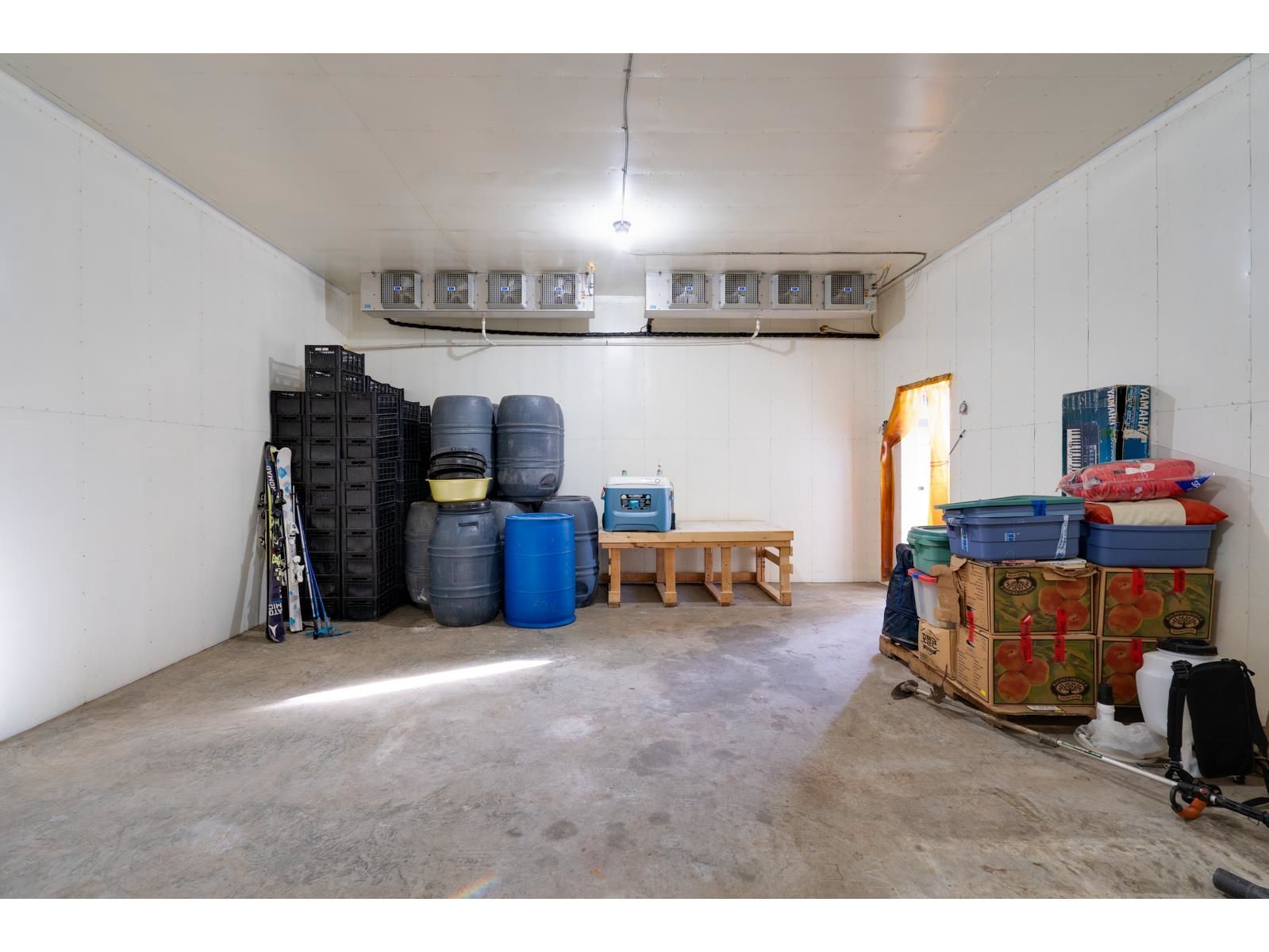 Listing Image 37