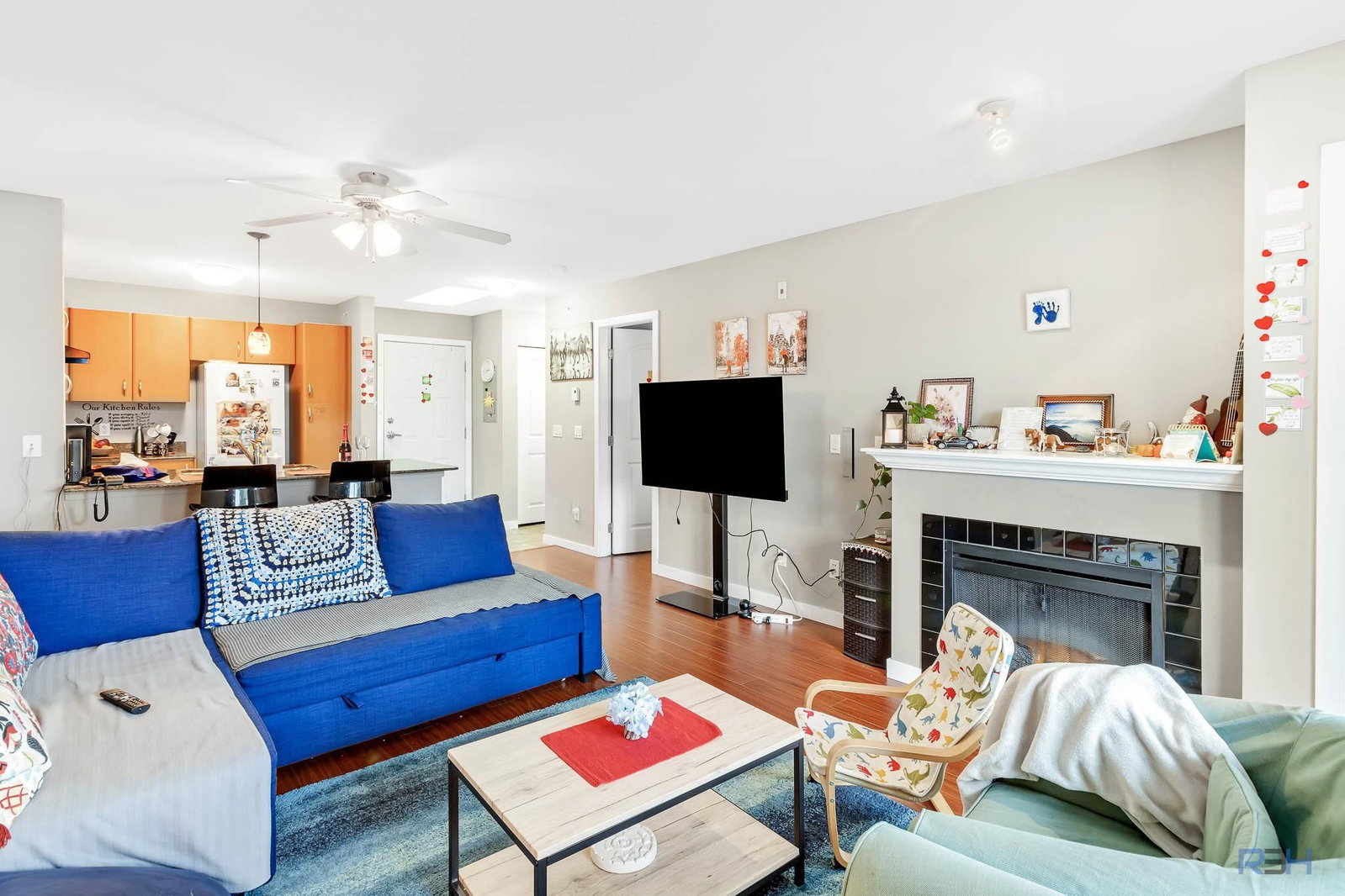 Listing Image 10
